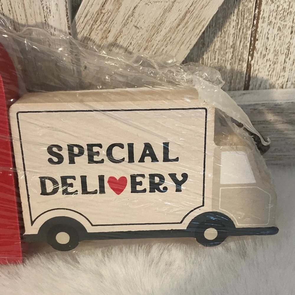 Target BP 2023 Valentines Day Envelope, Mailbox and Truck Sign
